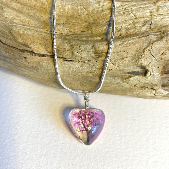 Jewelry - NEW Pink Heart Necklace on Snake Chain